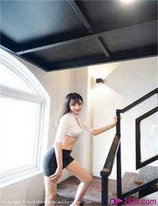 《美女自己抠流水图-天天向上20101022》